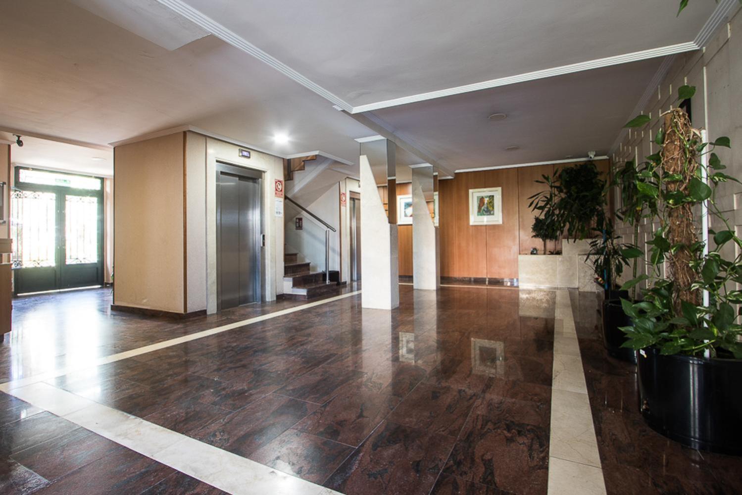 Apartamentos Torre Yago Бенидорм Экстерьер фото