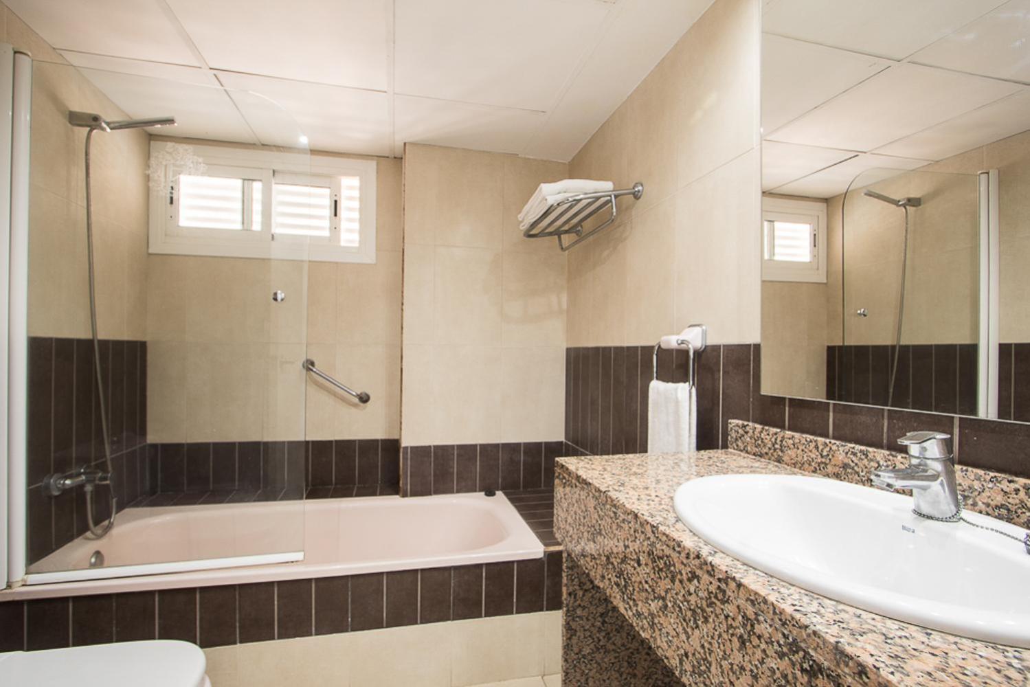 Apartamentos Torre Yago Бенидорм Экстерьер фото